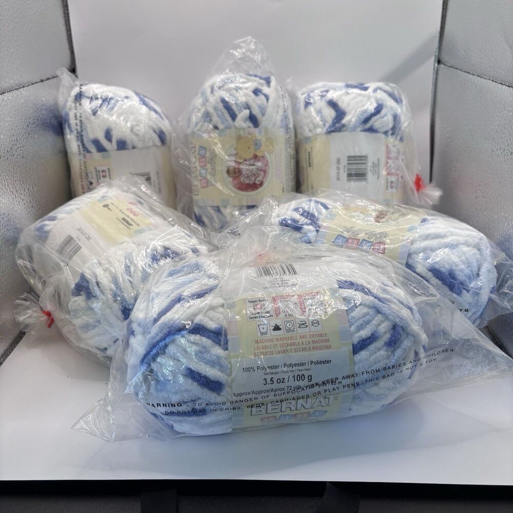 Bernat Baby Blanket Yarn 3.5 oz Gauge 6 Super Bulky Little Denim Print 6 Skeins